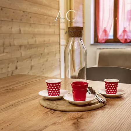 Wood Harmony Apartment